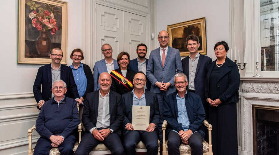 Dertien verenigingen ontvangen Koninklijk predicaat